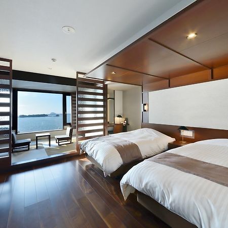 Uminoyasuragi Hotel Ryugu Kami Amakusa Ngoại thất bức ảnh